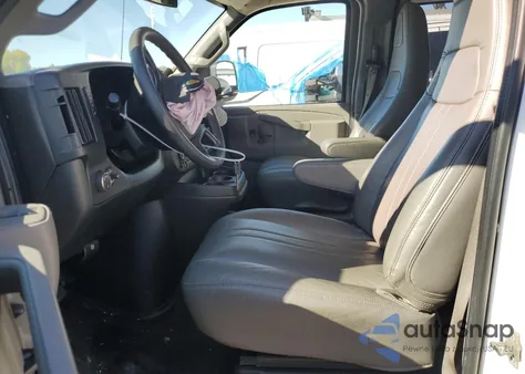 2016 Chevrolet Express G3500 Ls from USA, damaged, VIN 1GAZGNFG9G1303957